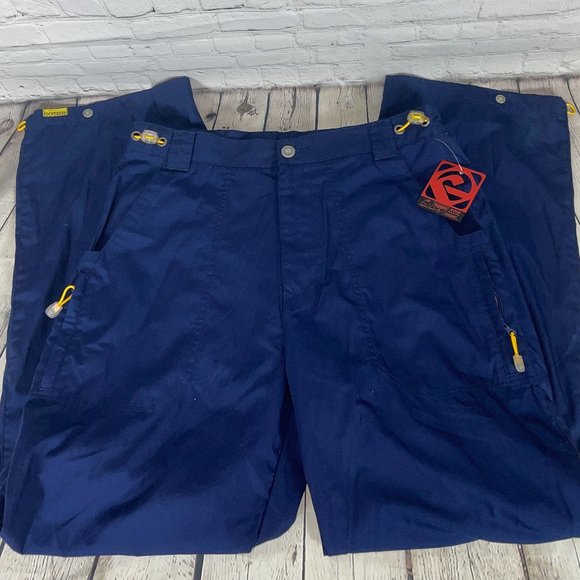 REDSAND Other - NWT VINTAGE REDSAND MEN'S ZIP OFF CARGO PANTS XL